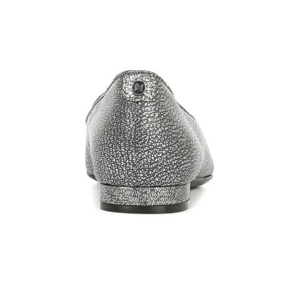 Naturalizer Haines Silver Flats Loafers Size 6.5M NWOB - Picture 8 of 14